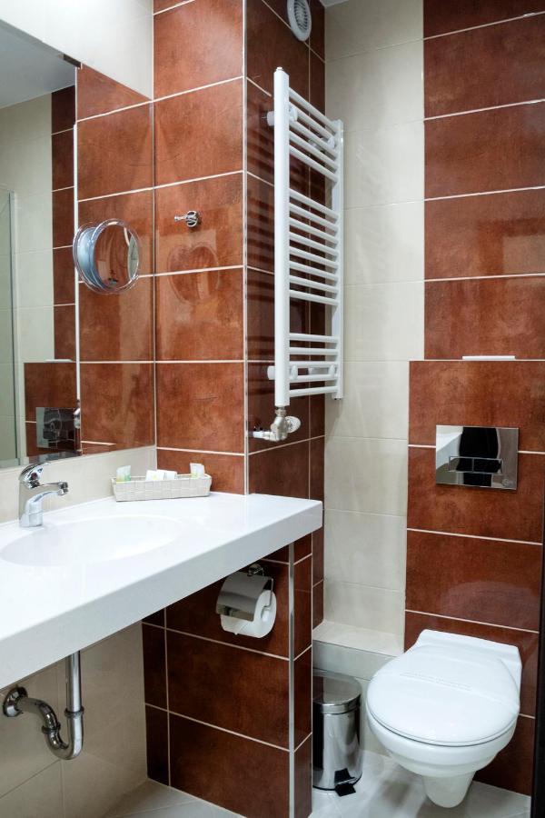 Hotel Niken Παμπόροβο Εξωτερικό φωτογραφία