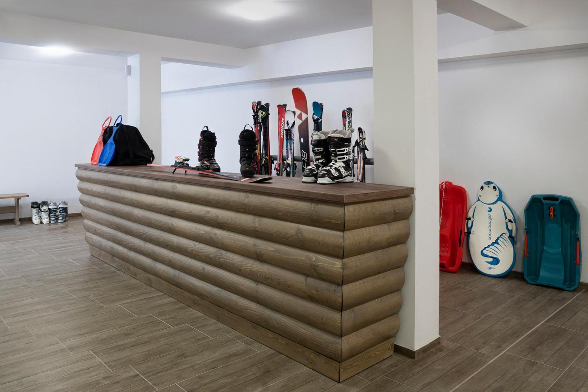 Hotel Niken Παμπόροβο Εξωτερικό φωτογραφία
