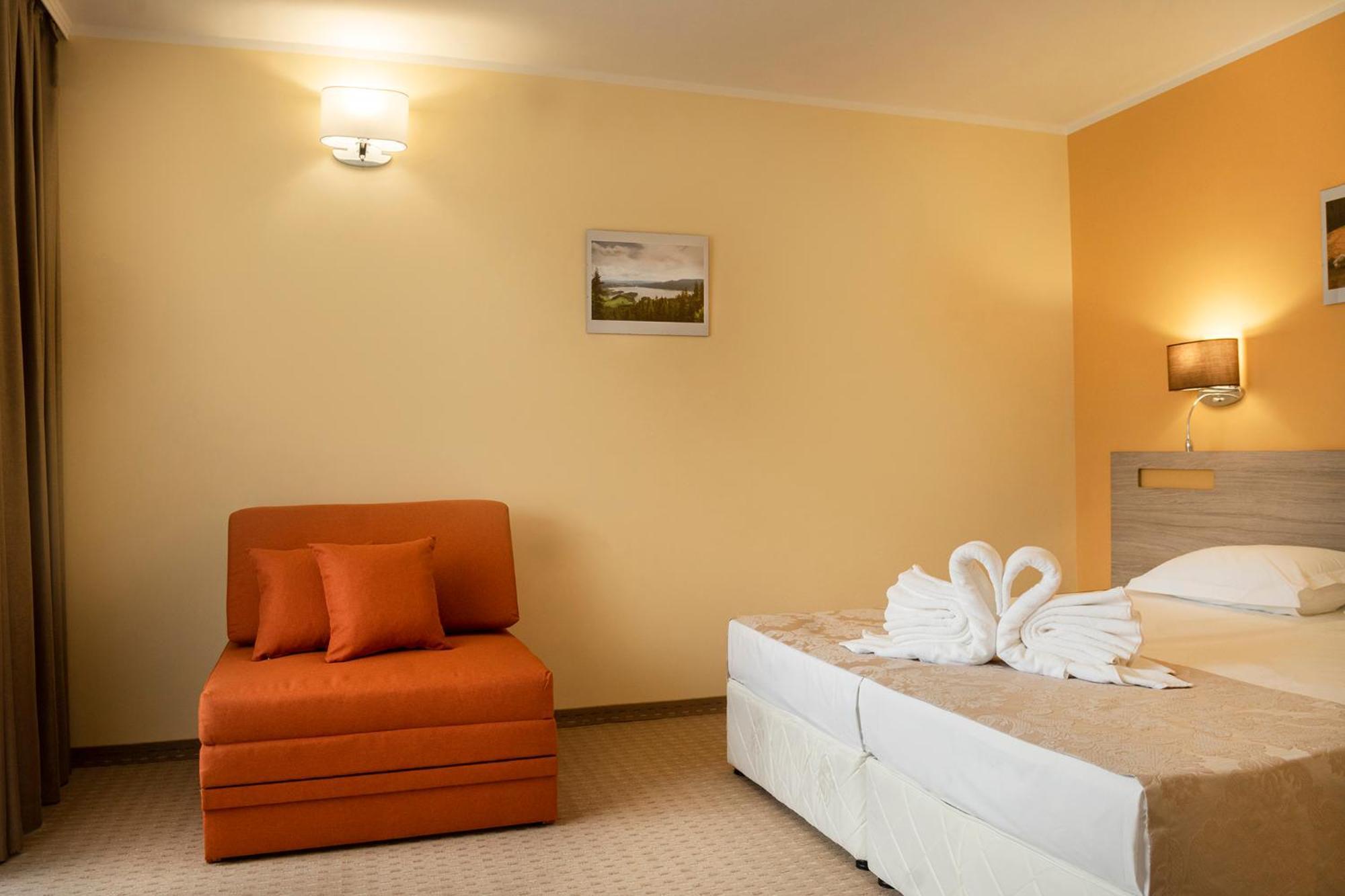 Hotel Niken Παμπόροβο Εξωτερικό φωτογραφία