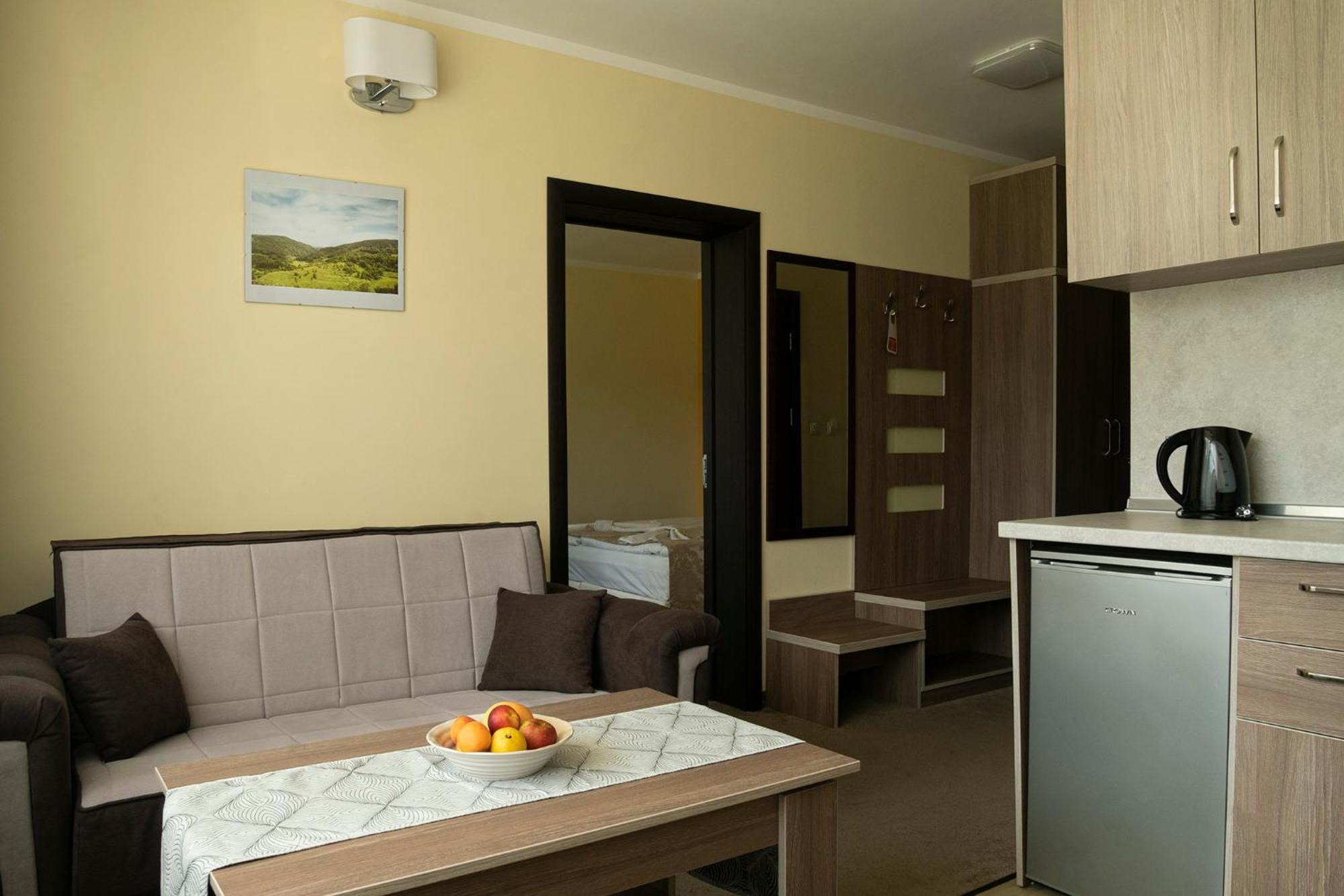 Hotel Niken Παμπόροβο Εξωτερικό φωτογραφία